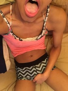 Fille ok pour pipe et gorge profonde au Havre