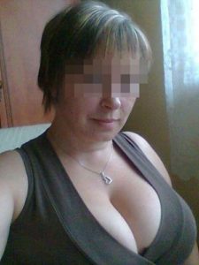 Cherche rencontre extra-conjuagale avec un homme courtois