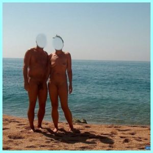 Couple libertin cherche homme pour un plan à trois